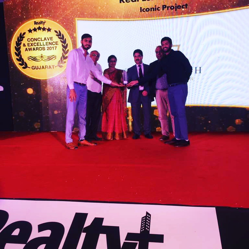 Pramukh Group,  pramuk#pramukhgreens#pramukharan#awards#conclave&excellenceawards#2017