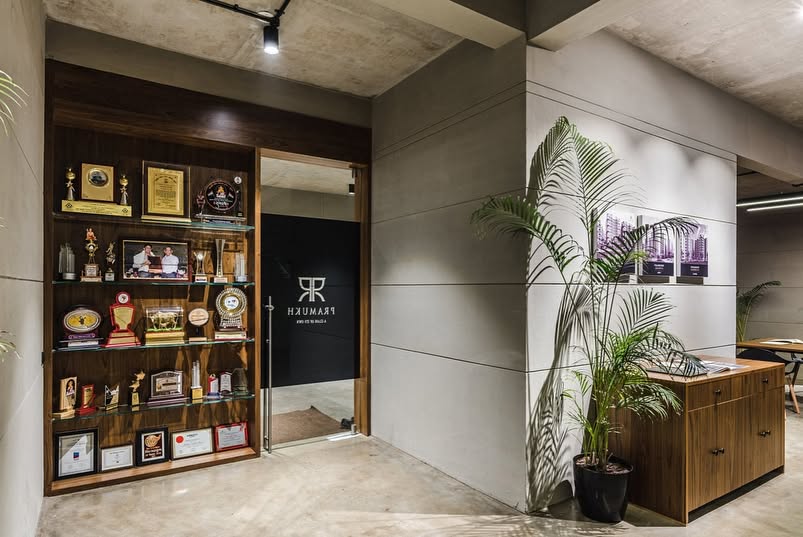 Pramukh Group,  pramukh, pramukhgroup, pramukhoffice, pramukhsurat, surat, office